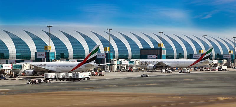 Location de Voitures à bas prix à Dubaï, Terminal 1 Aéroport