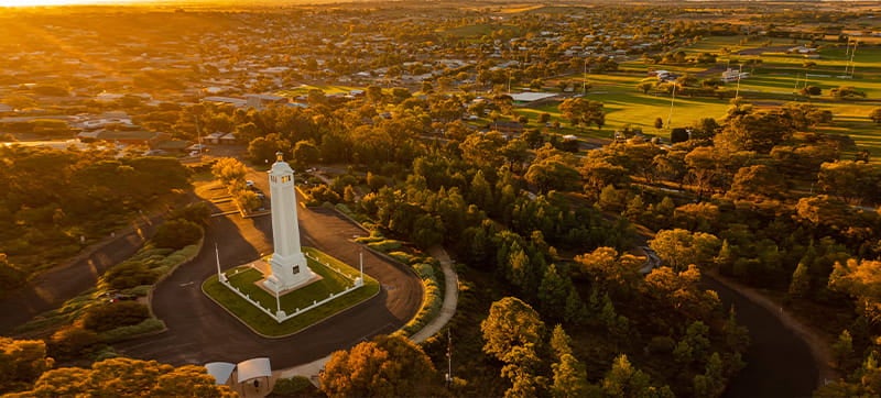Cheap Car Hire in Parkes Airport