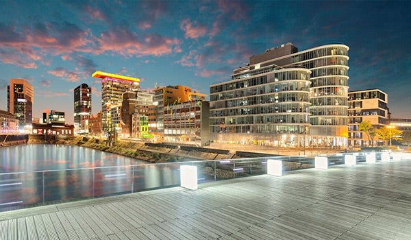 De ce să închiriați o mașină în Düsseldorf?