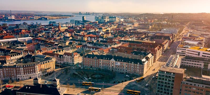 Por que Alugar um Carro em Aalborg?