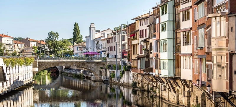 Cheap Car Rental in Castres Airport