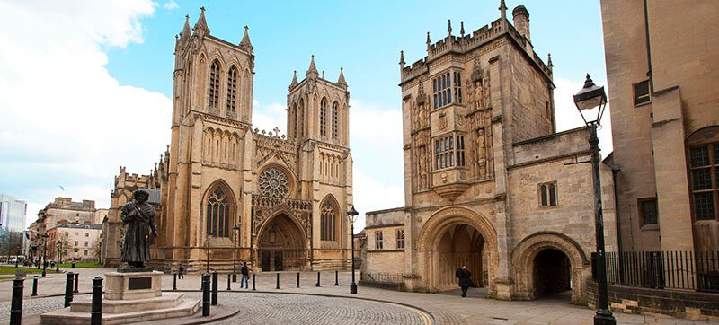 Car Hire in Bristol