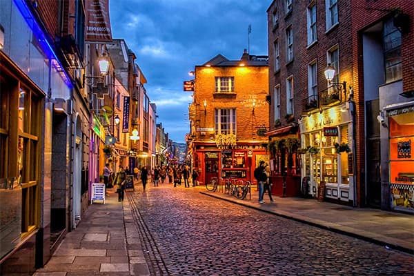 Warum einen Mietwagen in Dublin mieten?