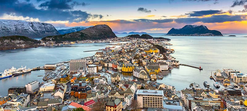 Car Hire in Ålesund