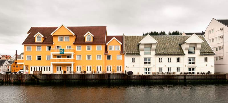 Araç Kiralama in Florø