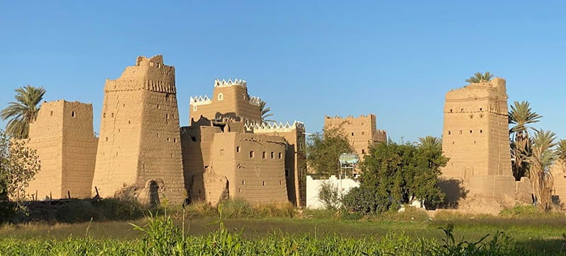 Location de Voitures à bas prix à Najran Aéroport