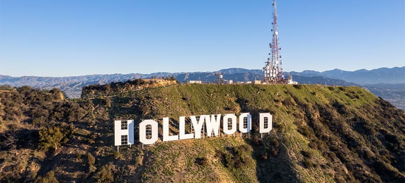 Pourquoi Louer une Voiture à Hollywood Burbank avec CarJet ?