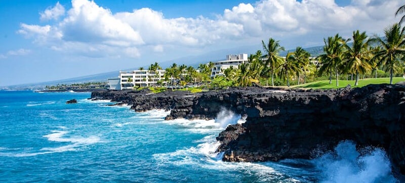 Pourquoi Louer une Voiture à Kona avec CarJet ? 